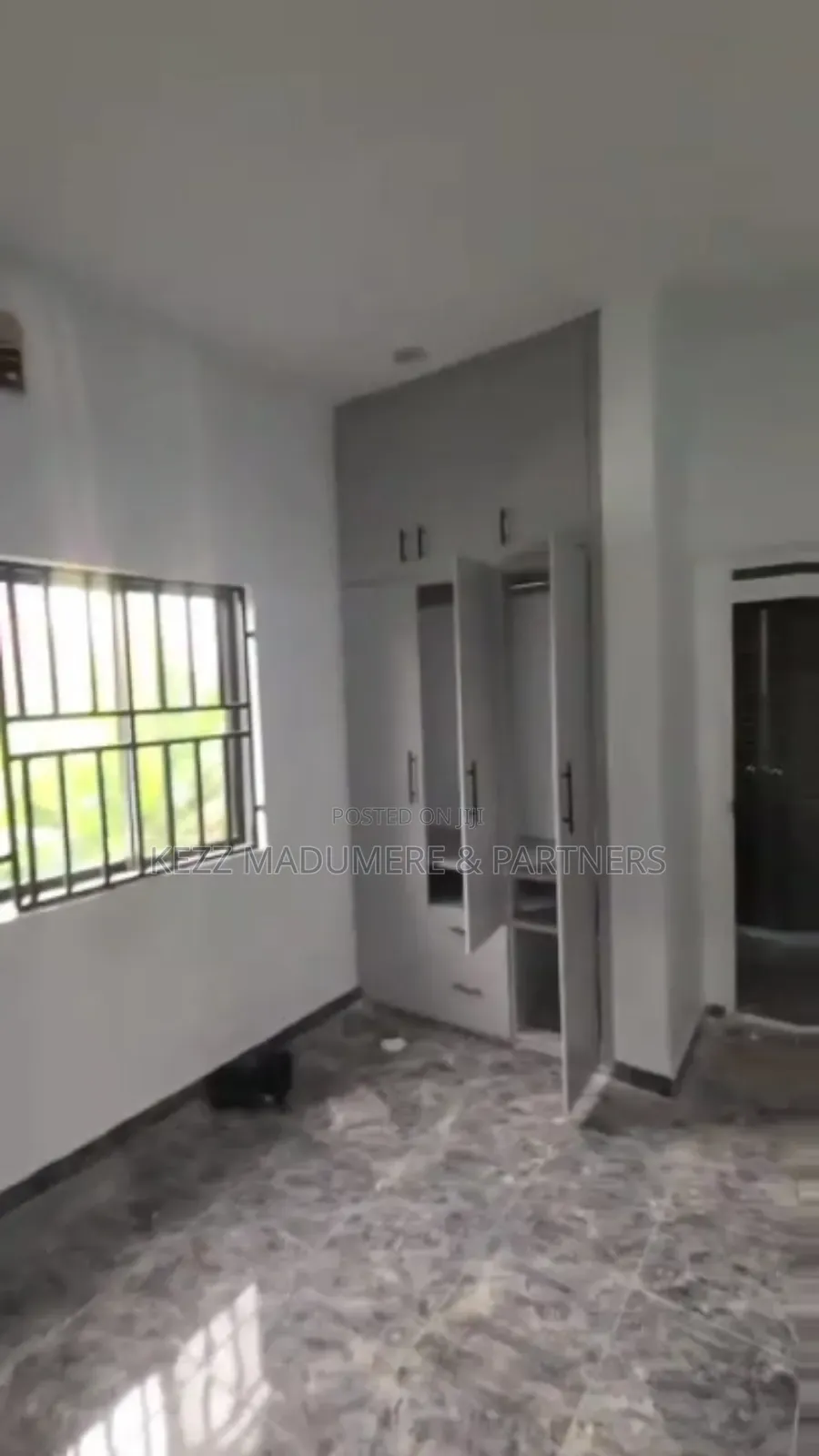 3bdrm Block of Flats in Mummy B Off Stadium for rent