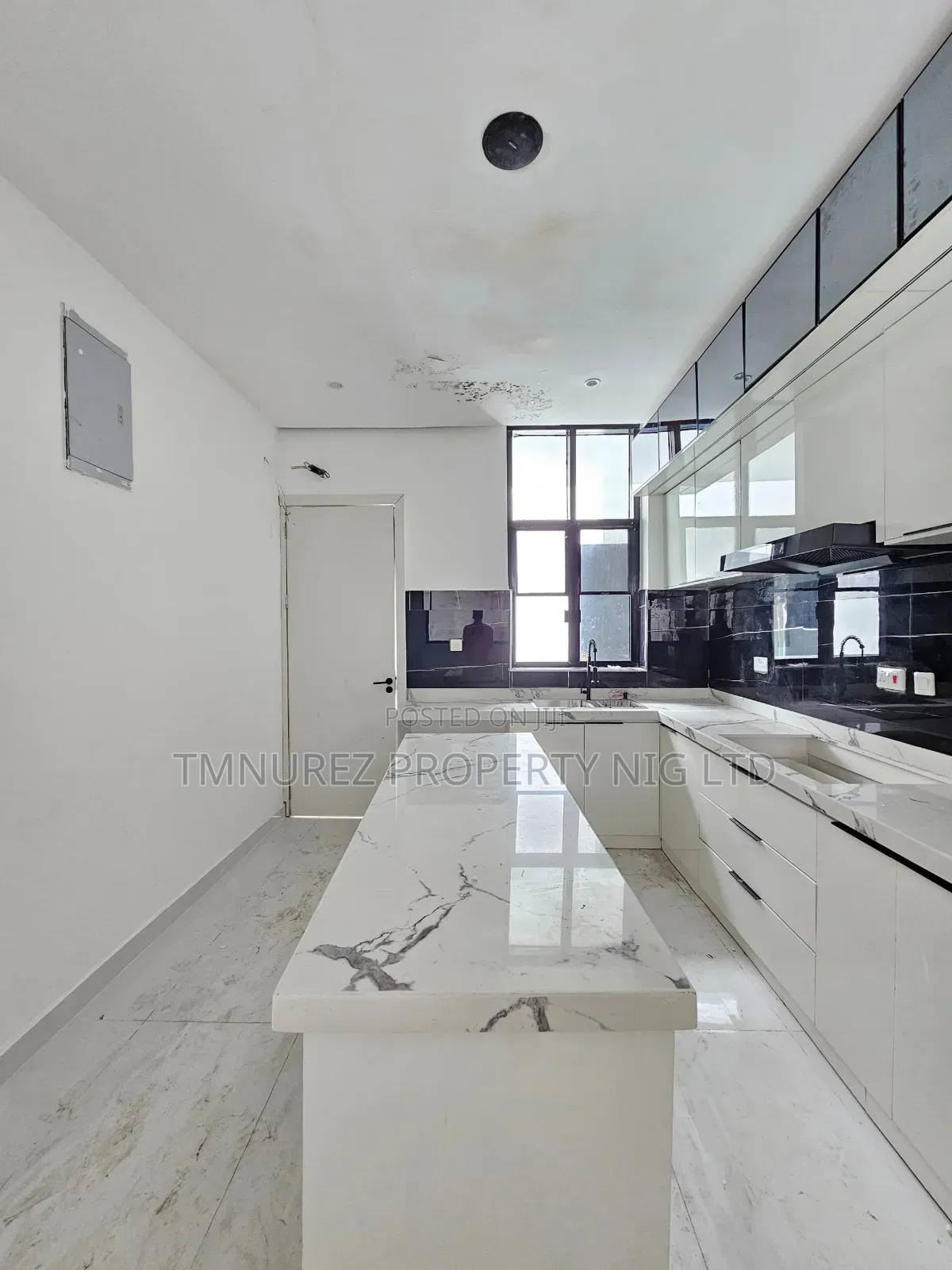 4bdrm Duplex in Ikate for sale