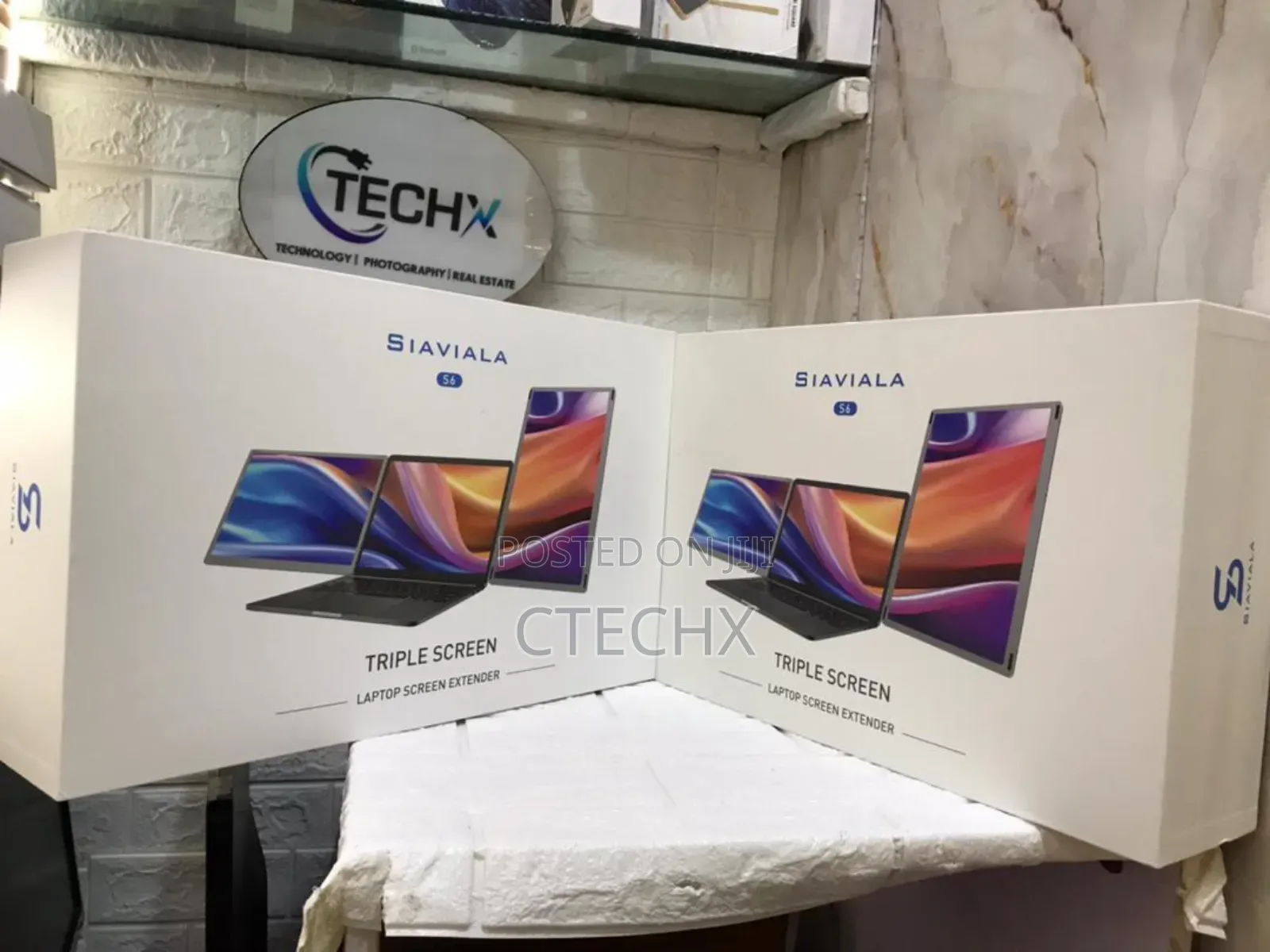 15.6 Inch Triple Display Screen Extender. Ultra Slim Portable Monitor