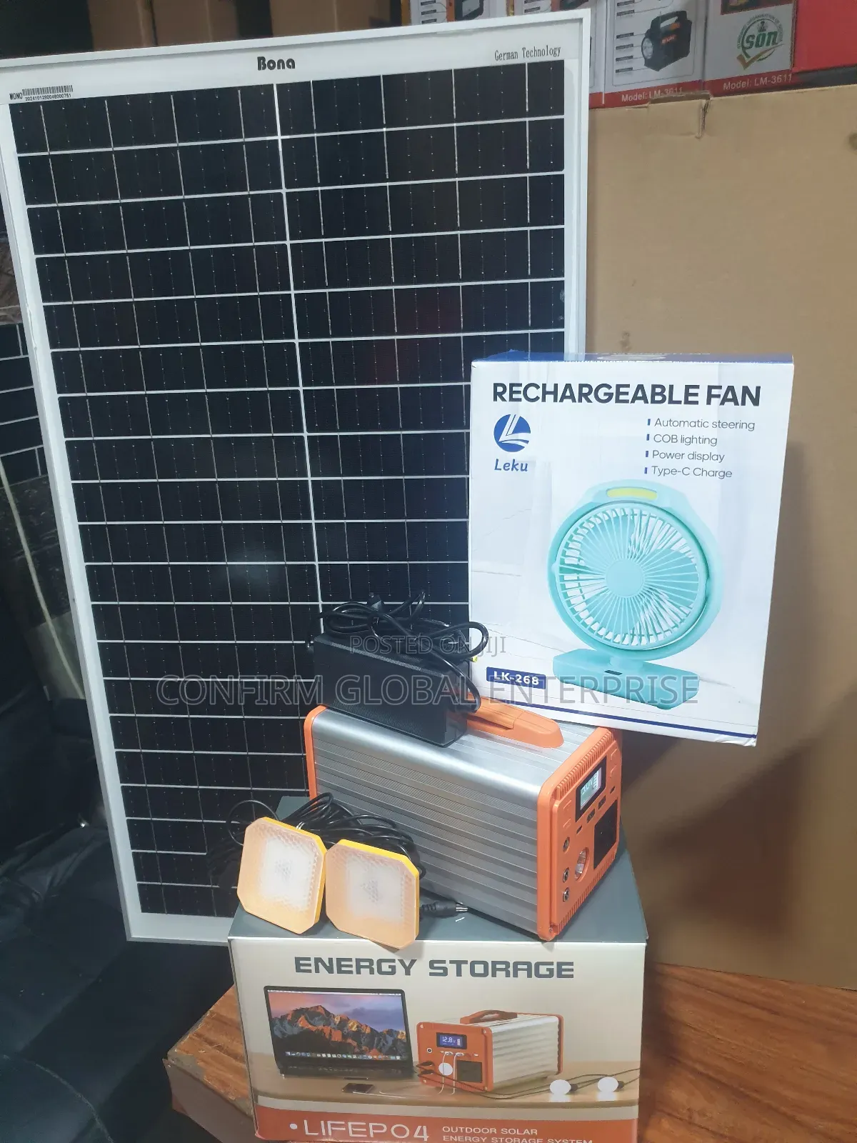 300w Powerful All in One Solar System With Free Fan and Panel