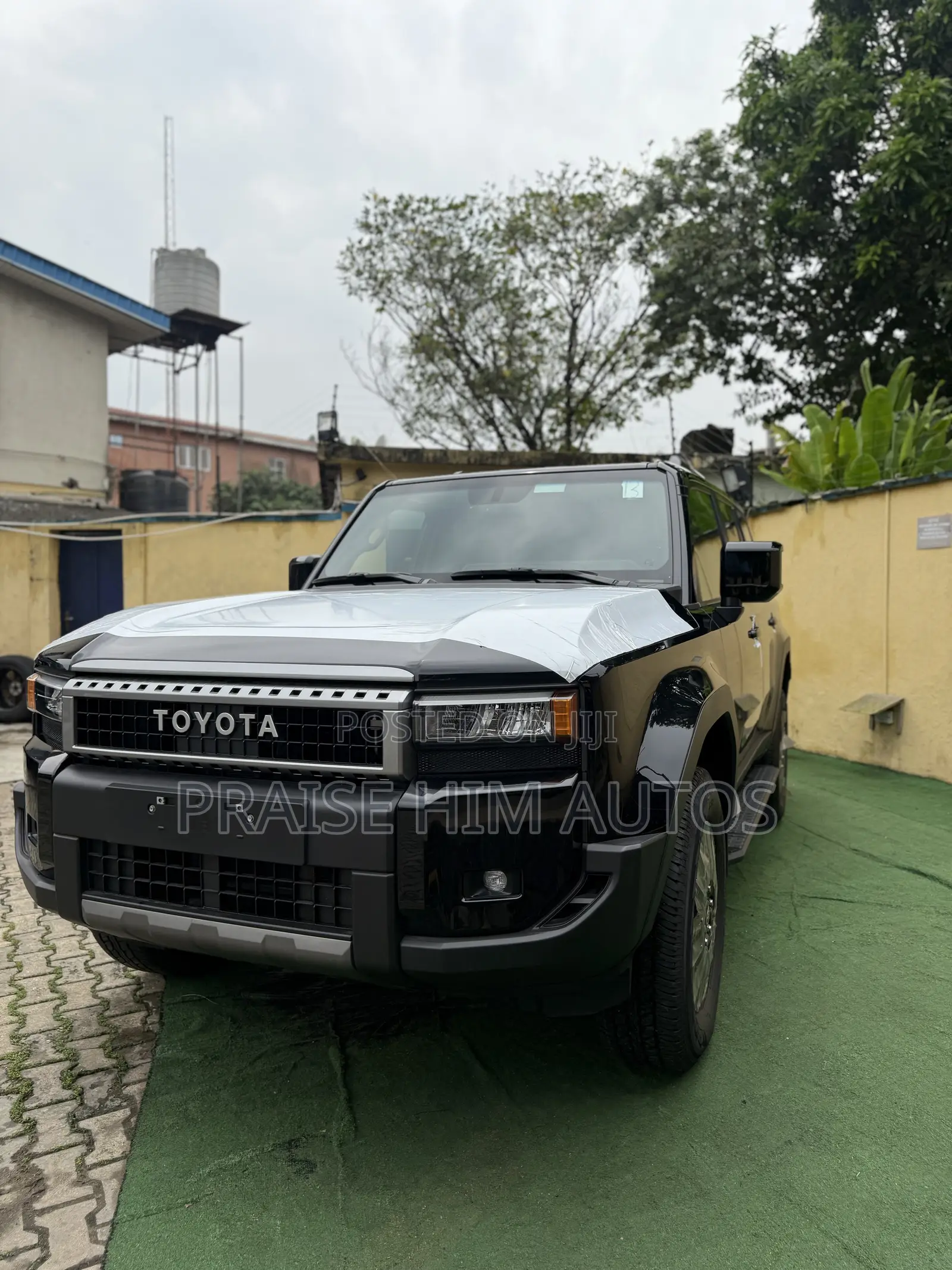 New Toyota Land Cruiser Prado 2.7 2025 Black
