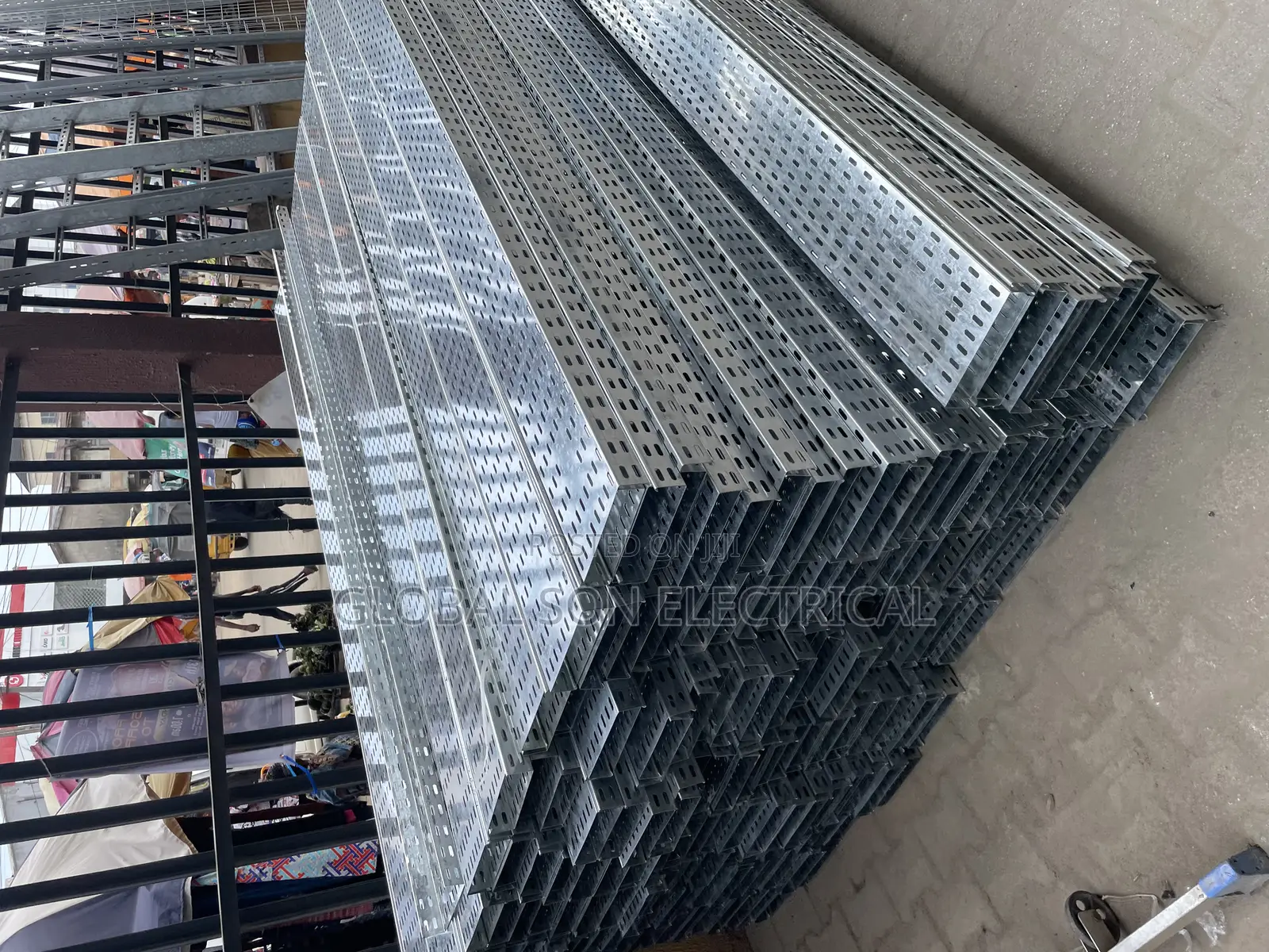 All Size of Cable Tray Available