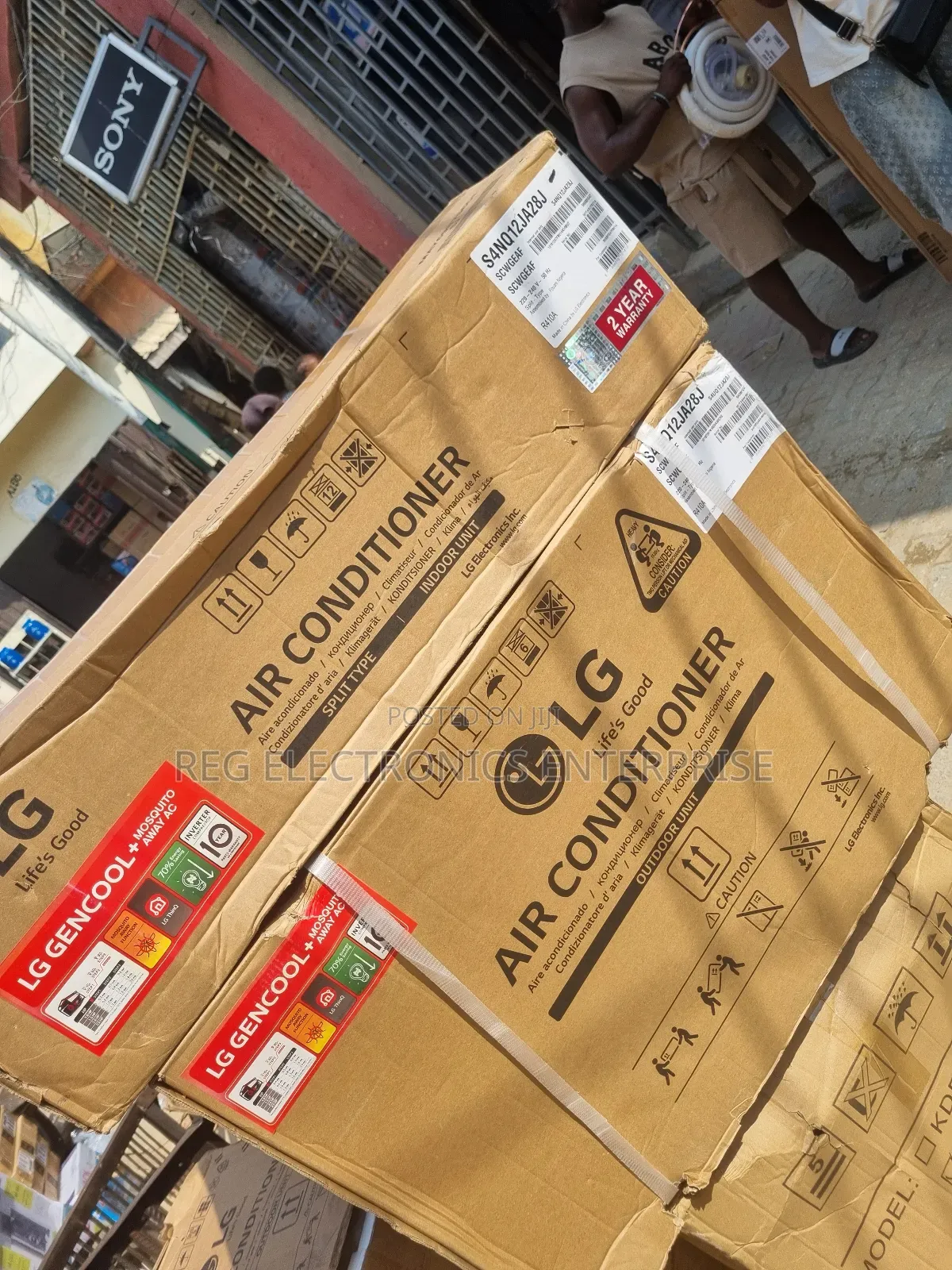 Lg Gencool Air Conditioner 1.5hp Dual Inverter