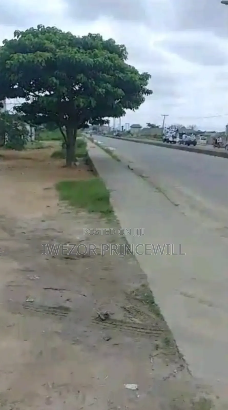 6 Plots of Land Along Major Eneka/Igwuruta Express Road