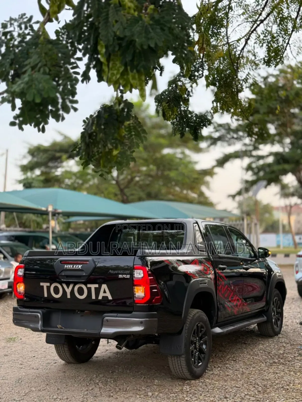 New Toyota Hilux 2025 Black