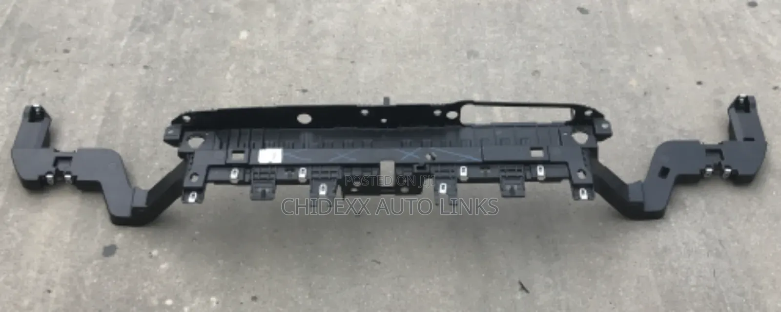 Front Cut / Radiator Support Edge 2016