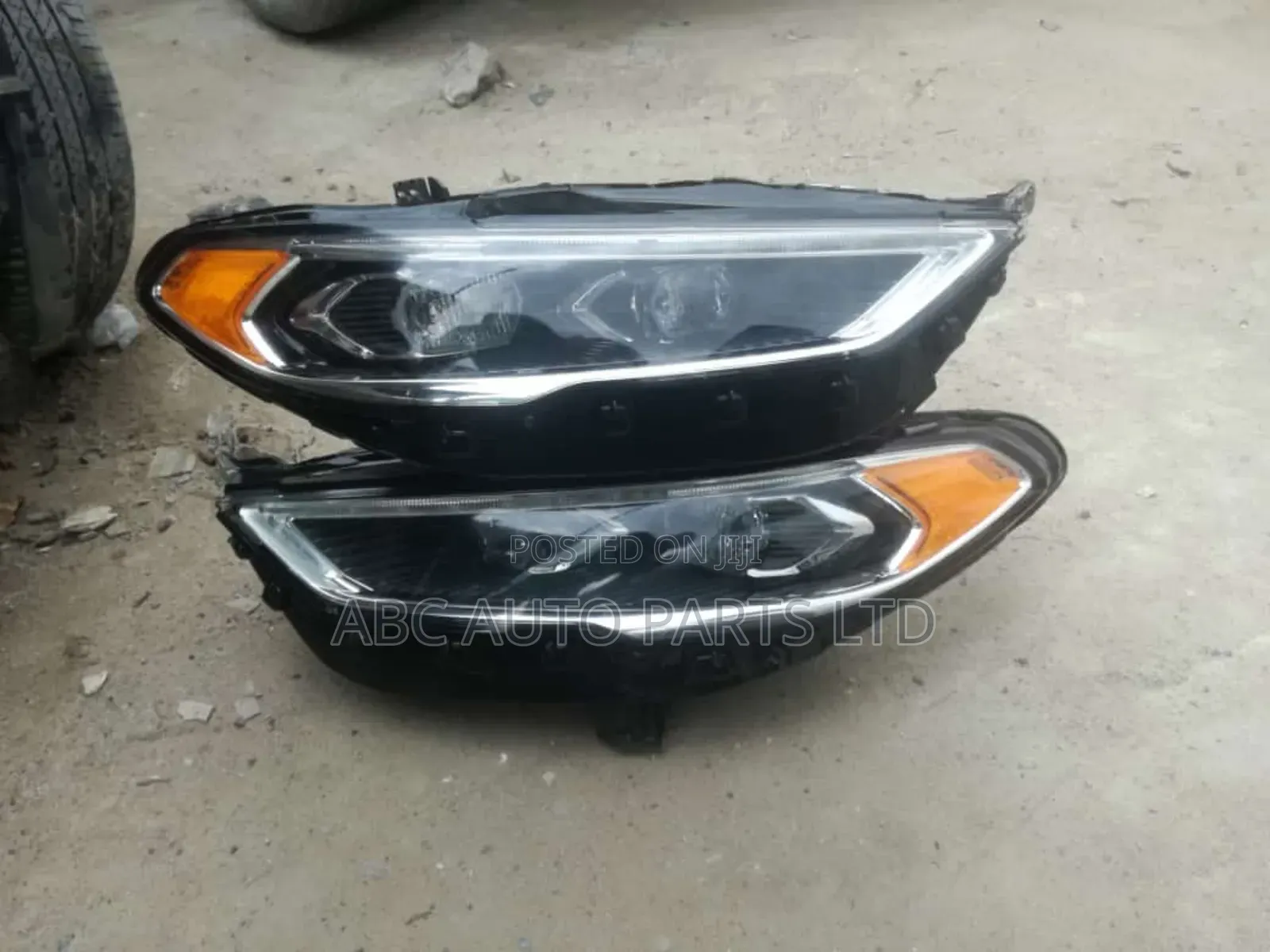 Headlight Ford Fusion 2017