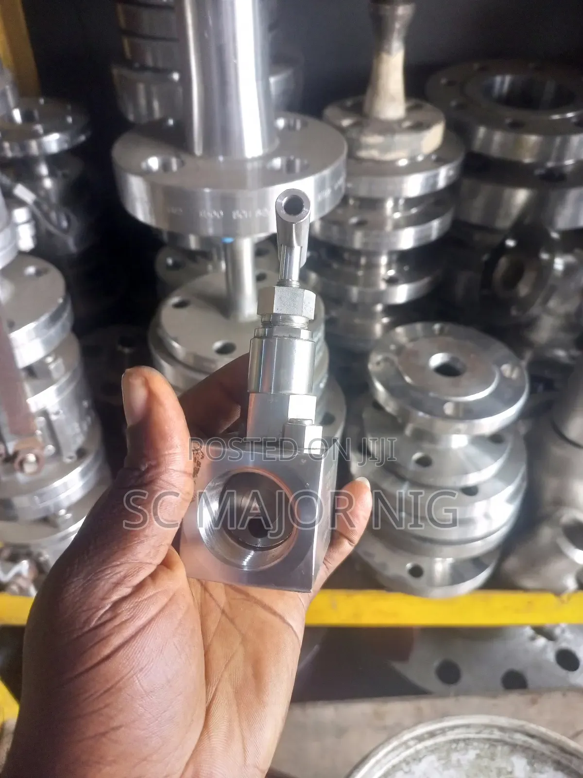 1" X 6000# Stainless Niddle Valve NPT F Class 316 (All Sizes Available