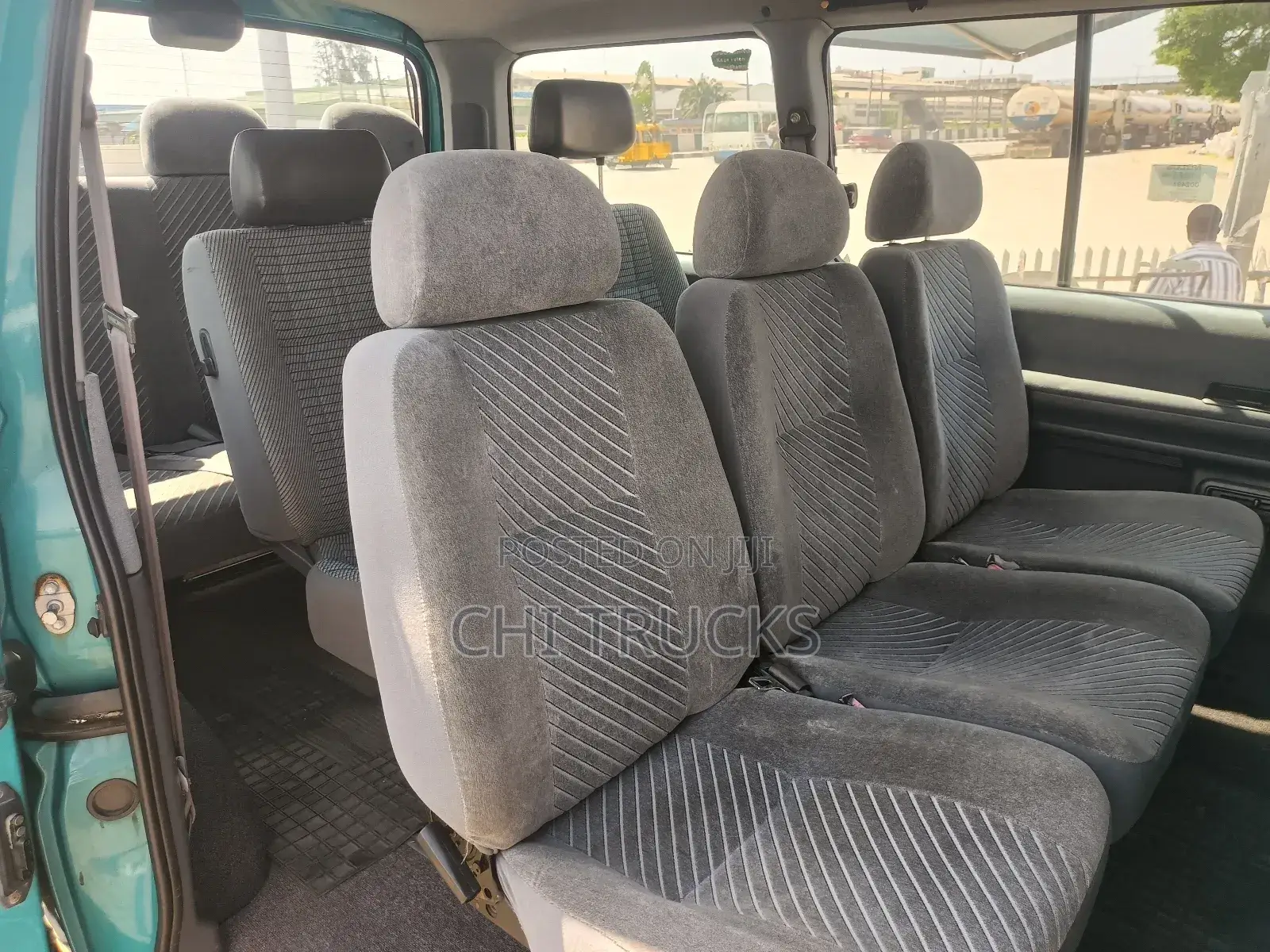 Toyota HiAce 2005 Green