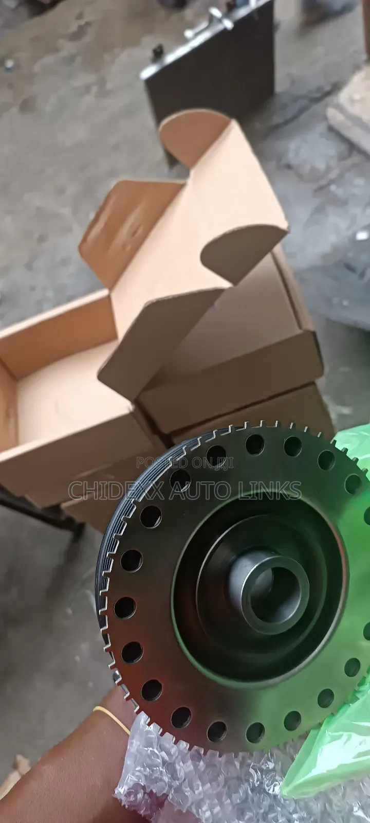 Engine Pulley Ford Edge / Range Rover 2.0