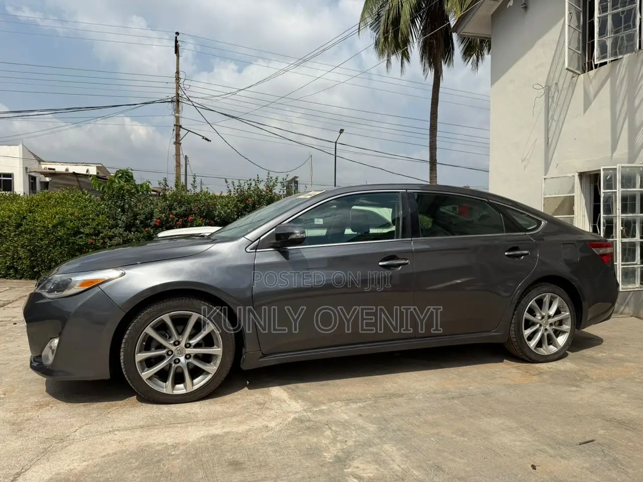 Toyota Avalon XLE Premium 4dr Sedan (3.5L 6cyl 6A) 2014 Gray