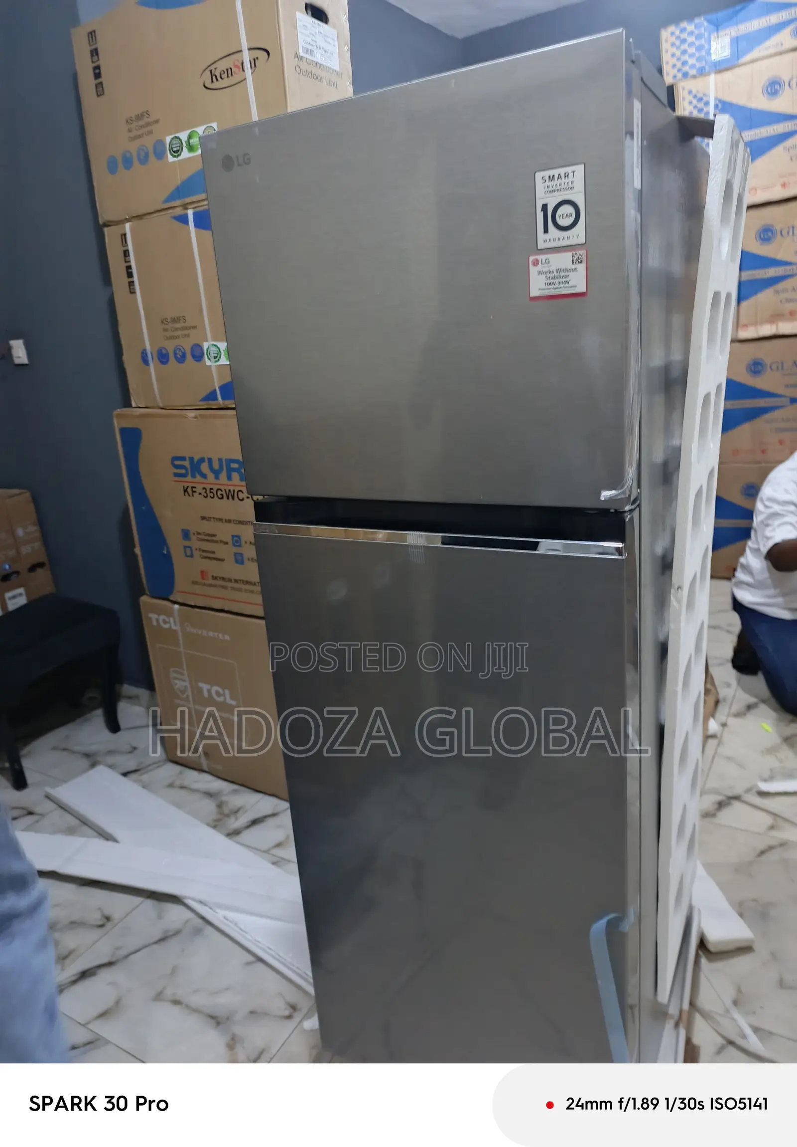 260l Top Freezer Fridge By Lg In Platinum Silver
