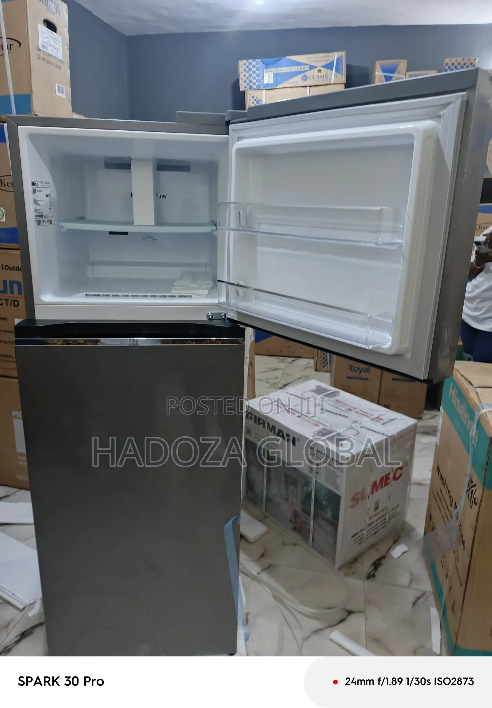 Lg Refrigerator 260l, Sleek Platinum Silver Finish