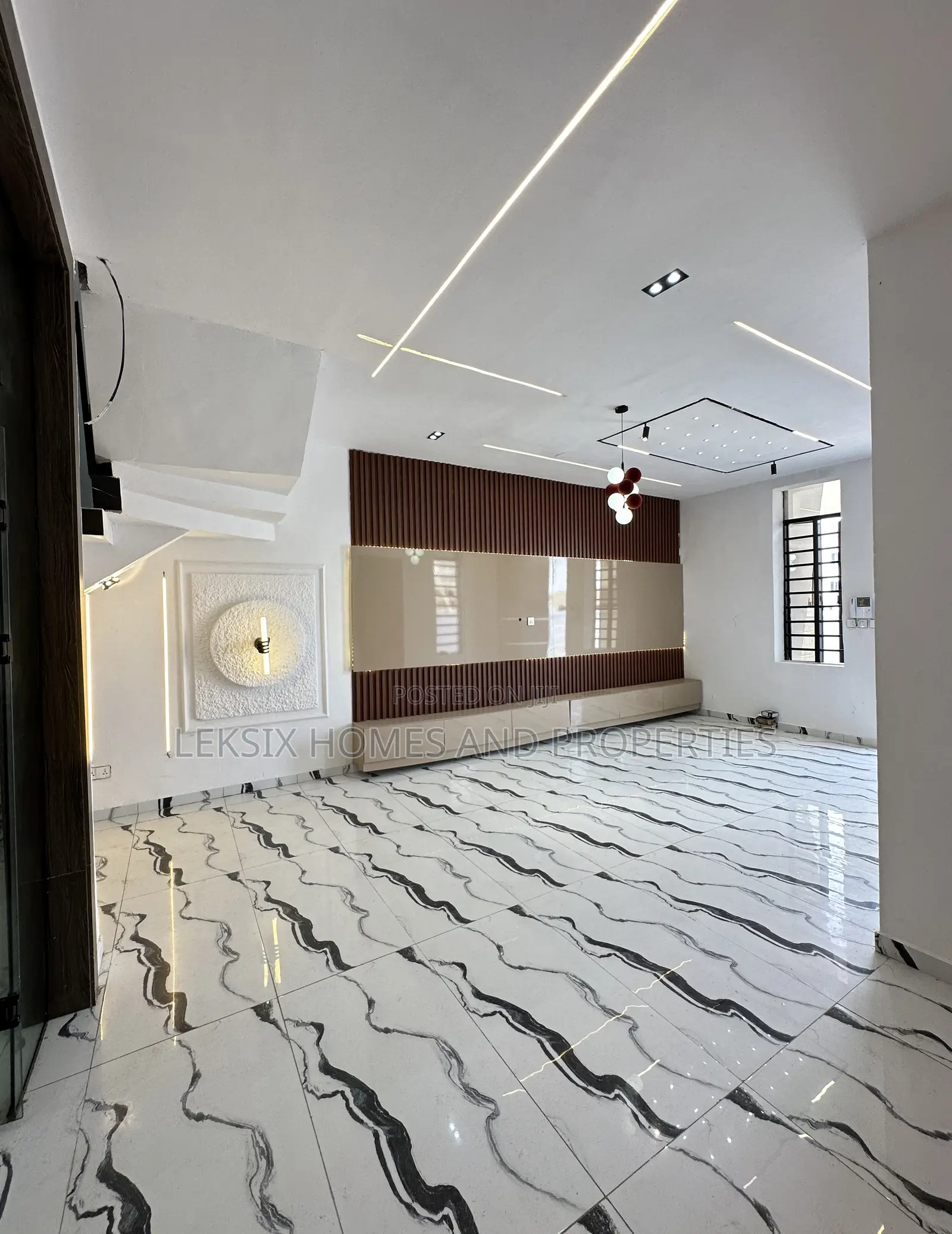 4bdrm Duplex in A Well Secured, Ikota for sale