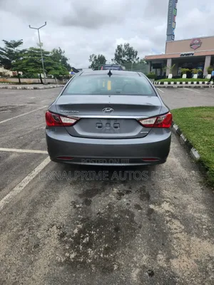 Hyundai Sonata Limited 2.0T Sedan (2.0L 4cyl 6A) 2013 Gray