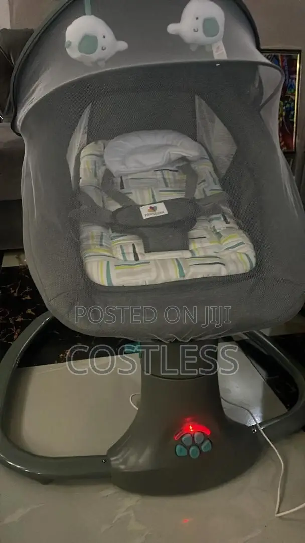 Bluetooth Baby Rocker With Swing.