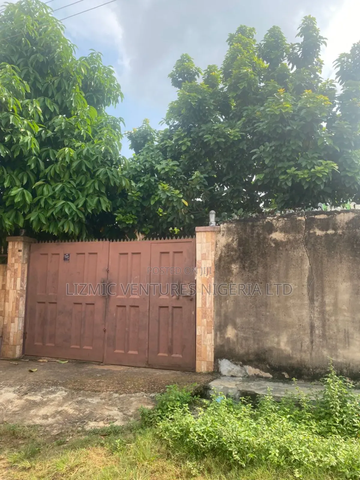 Full Plot of Land for Sale