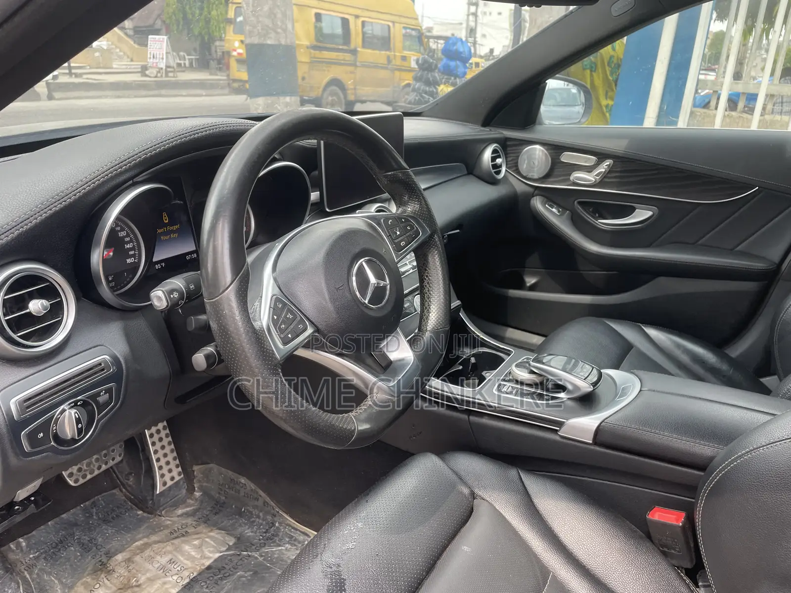 Mercedes-Benz C300 Base AWD 4Matic Sedan (2.0L 4cyl 7A) 2015 Black