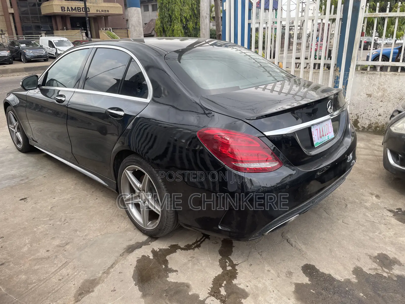 Mercedes-Benz C300 Base AWD 4Matic Sedan (2.0L 4cyl 7A) 2015 Black