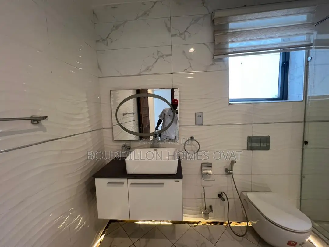 5bdrm Duplex in Banana Island, Ikoyi for sale