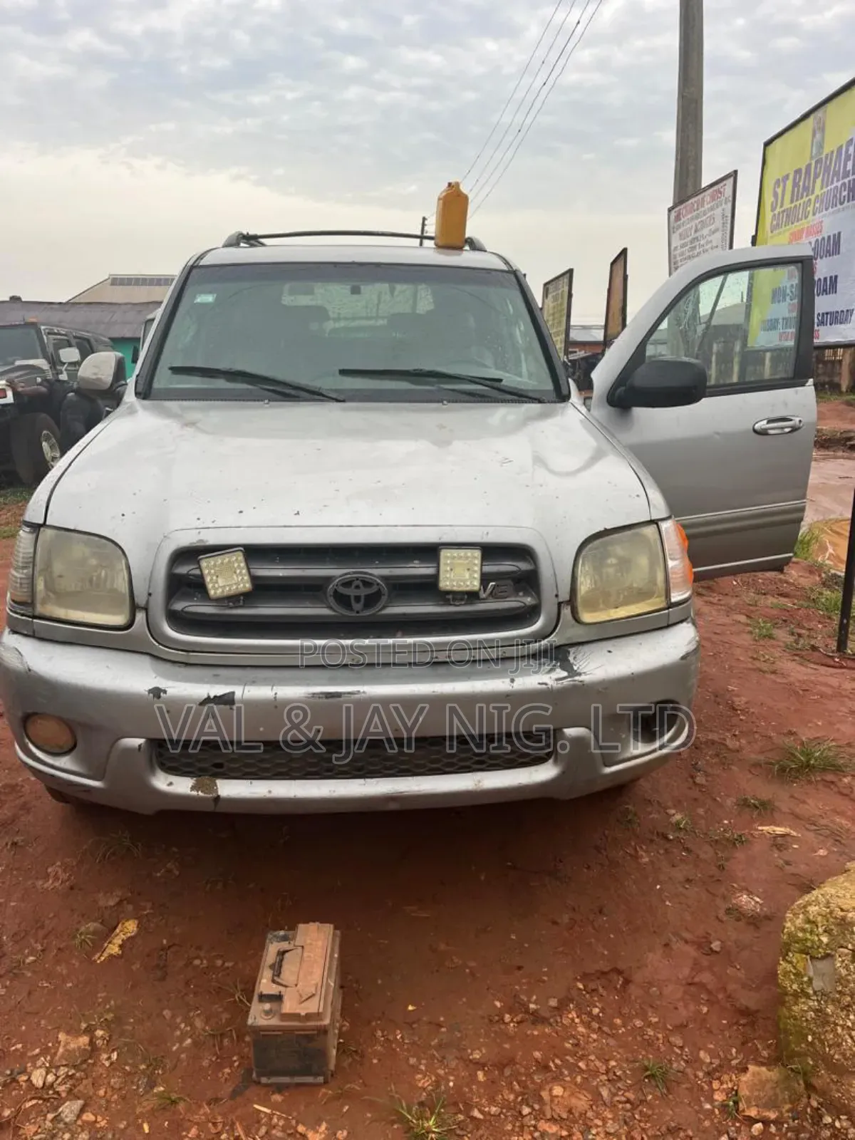Toyota Sequoia SR5 4dr SUV 4WD (4.7L 8cyl 5A) 2005 Silver