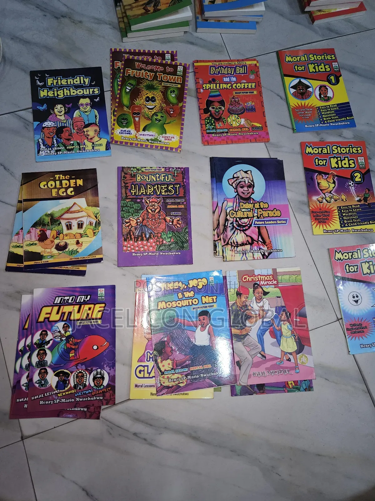 Storybooks for 4 - 5 Years [ Beginner Level . Price Is for 10 PCS ]