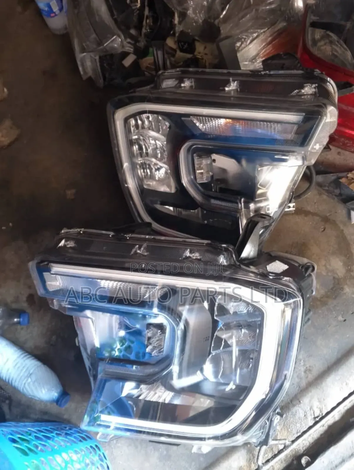 Headlight Ford Ranger 2023