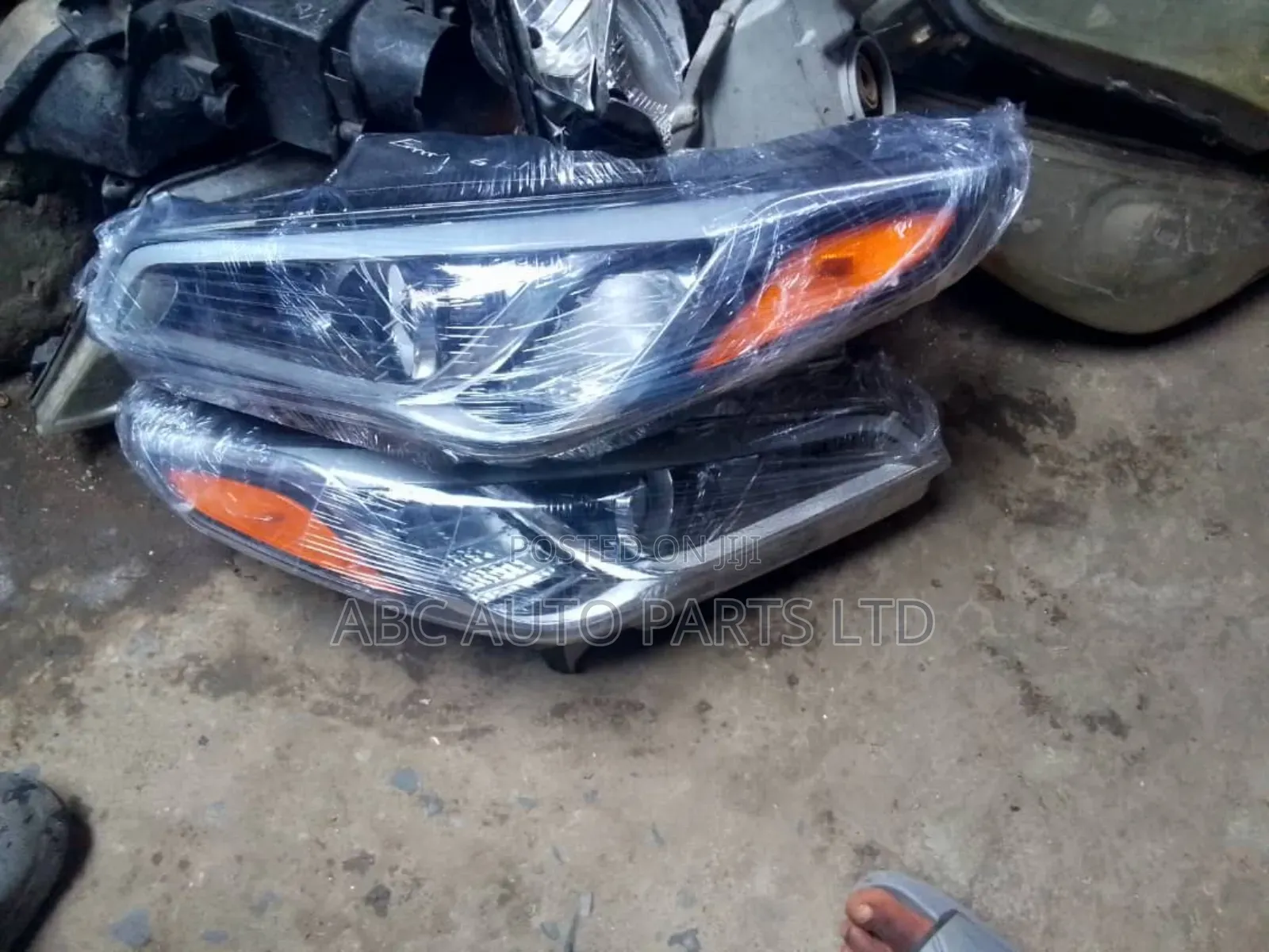 Headlight Hyundai Sonata 2016