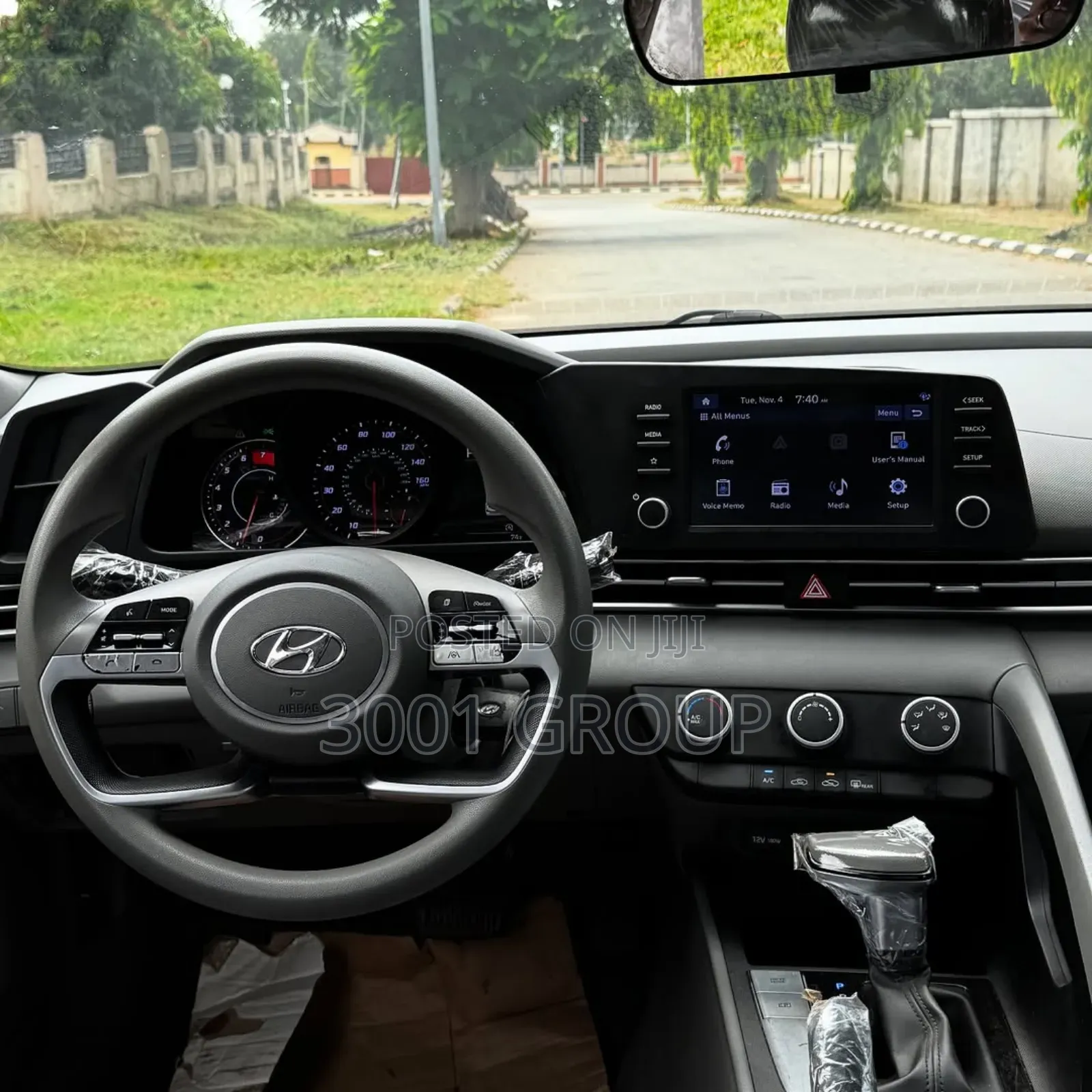 Hyundai Elantra SE 2021 Red