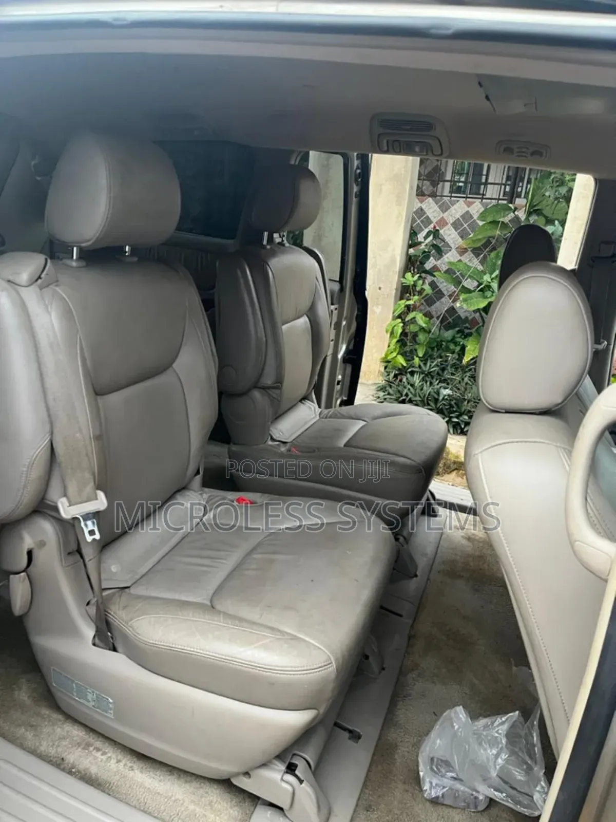 Toyota Sienna 2005 Gold