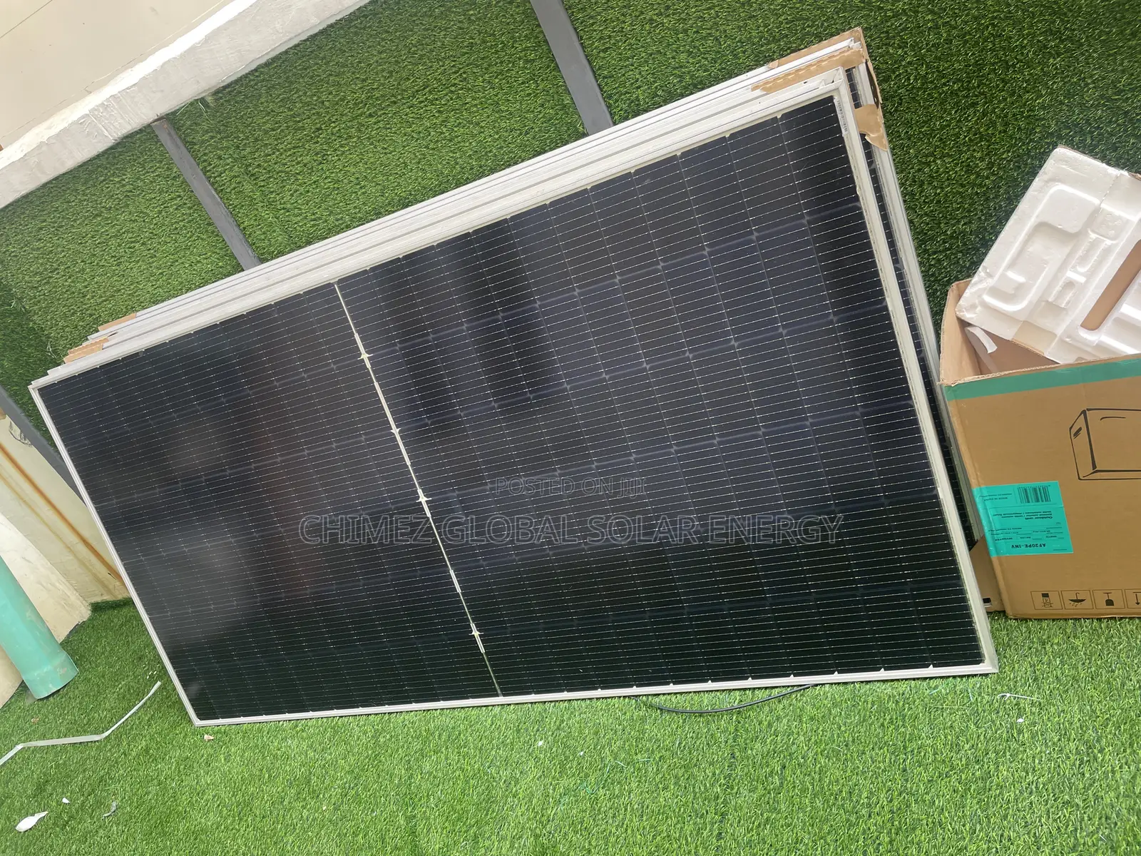 Jinko 600 Watts Solar Panel