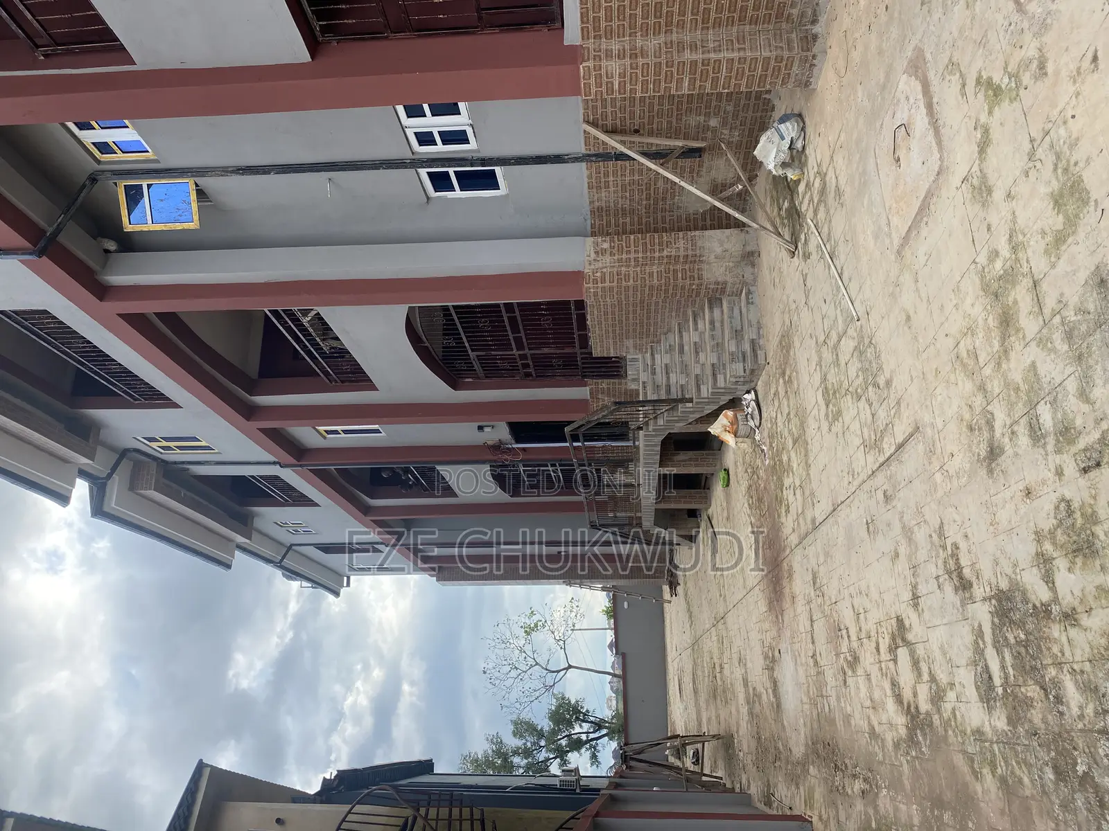 3bdrm Block of Flats in Goshen, Enugu for rent