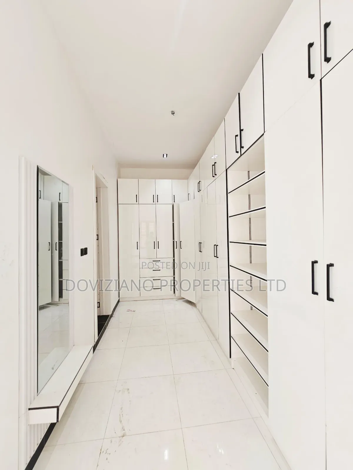 5bdrm Duplex in Ajah for sale