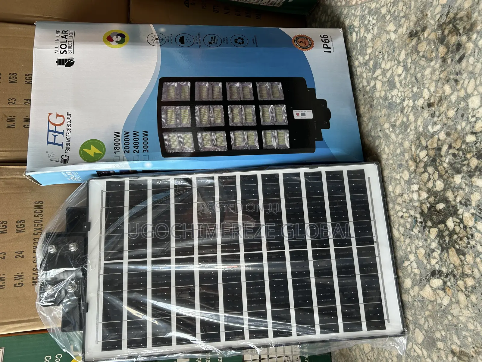 FFG 2400w All-in-One Solar Street Light With Sensor and Remote