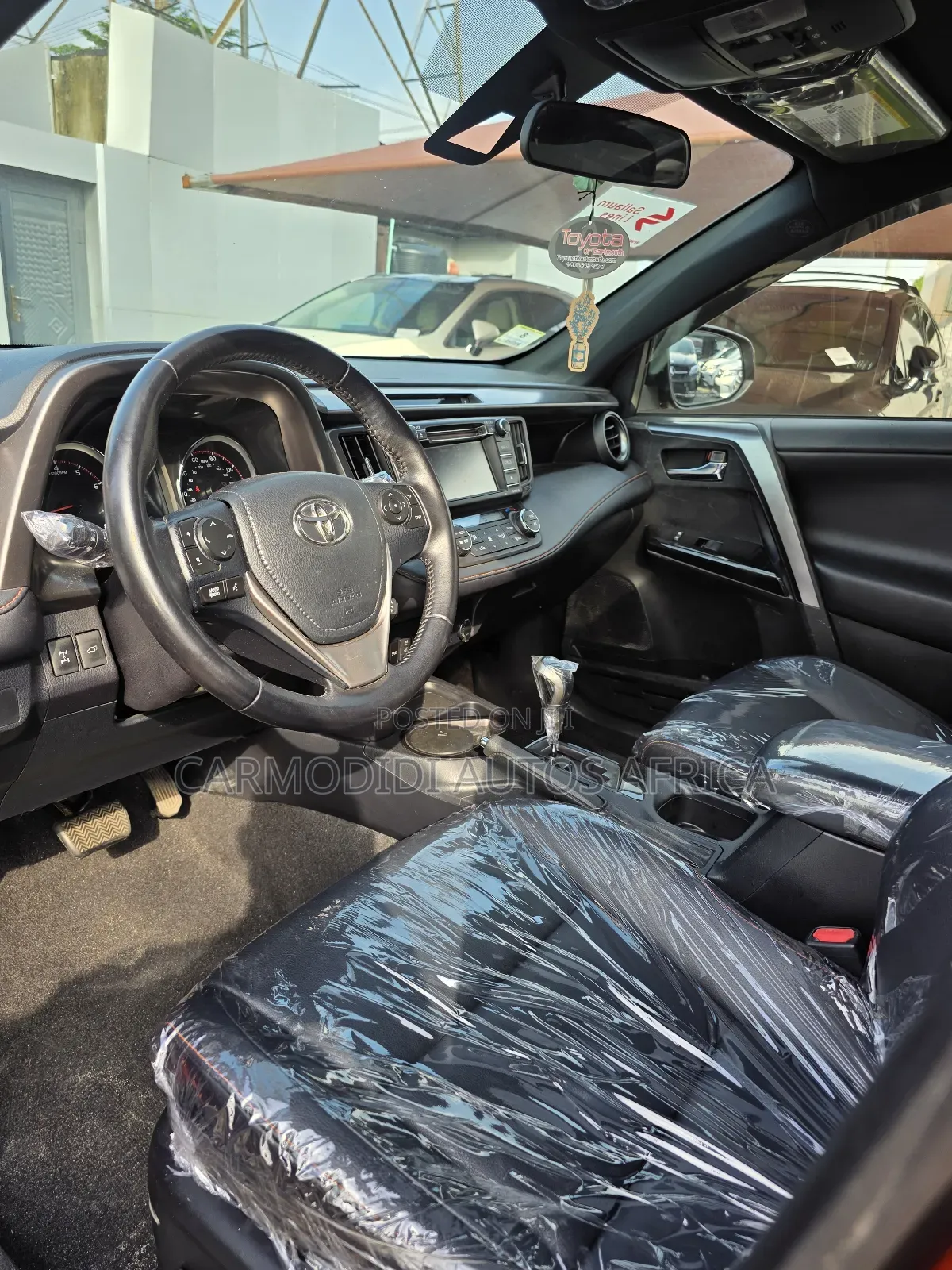 Toyota RAV4 SE AWD (2.5L 4cyl 6A) 2016 Orange