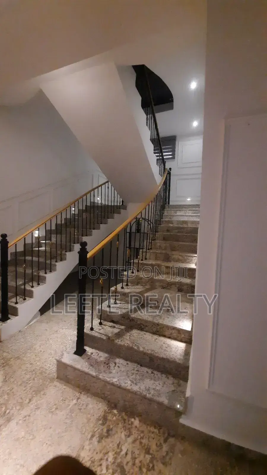 Furnished 4bdrm Duplex in Gwarinpa for sale