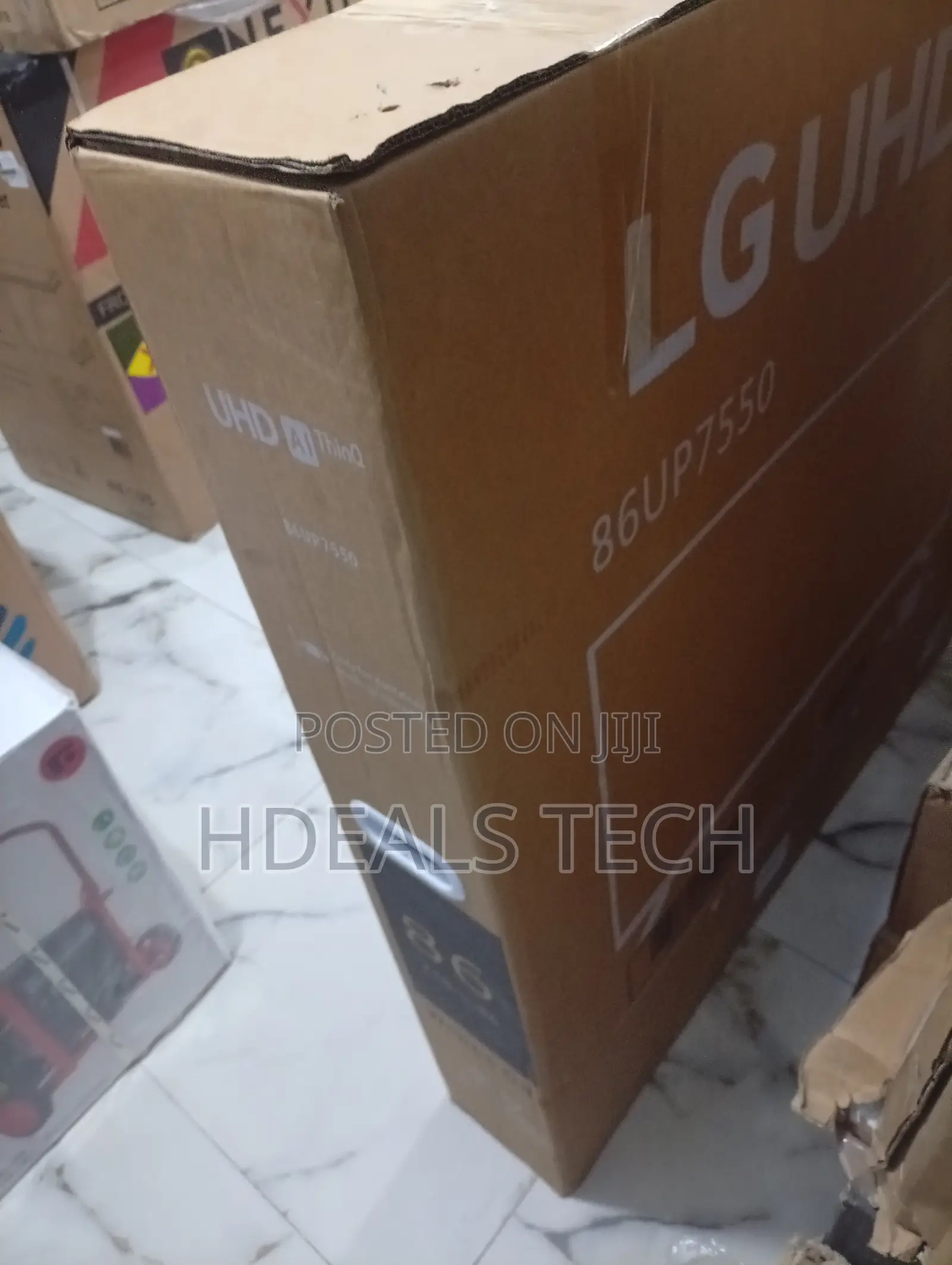 Lg 86" Inch Tv With Preinstalled Netflix and Youtube.