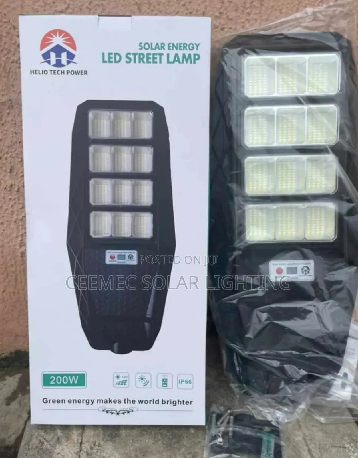 12-Eye All-in-One Solar Street-Light 200w
