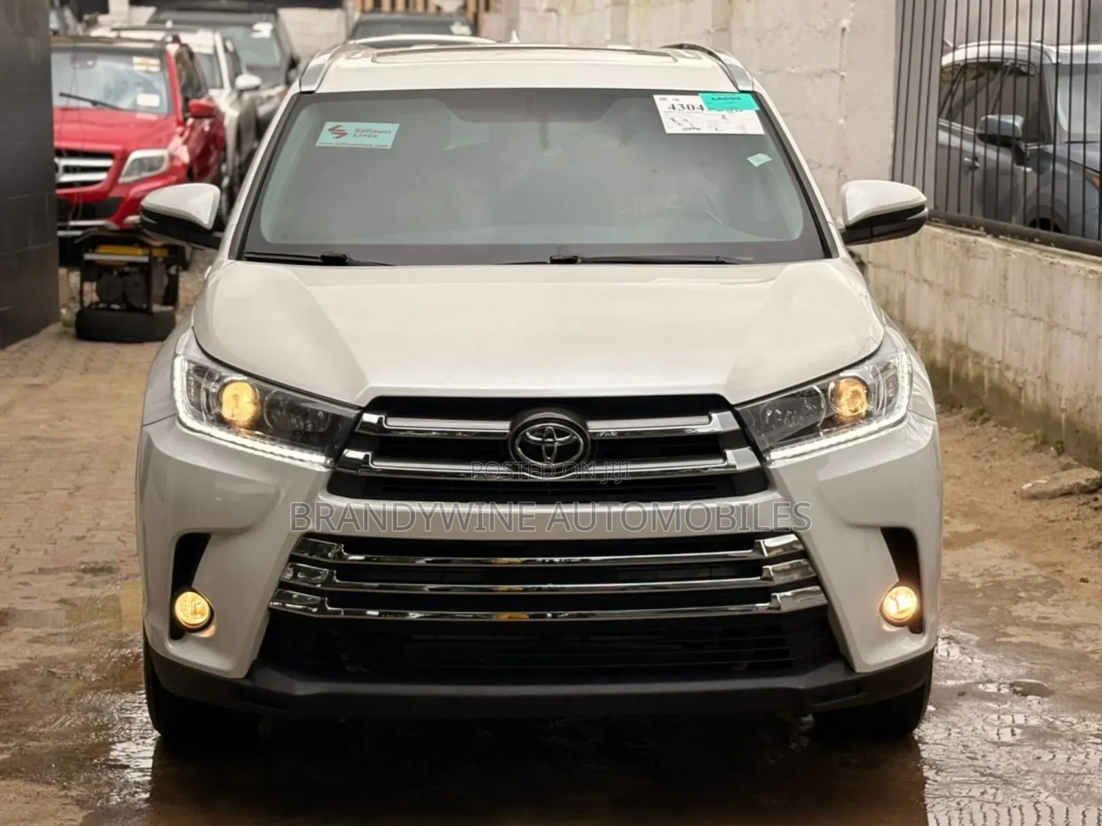 Toyota Highlander XLE 4dr SUV (3.5L 6cyl 6A) 2015 Off white