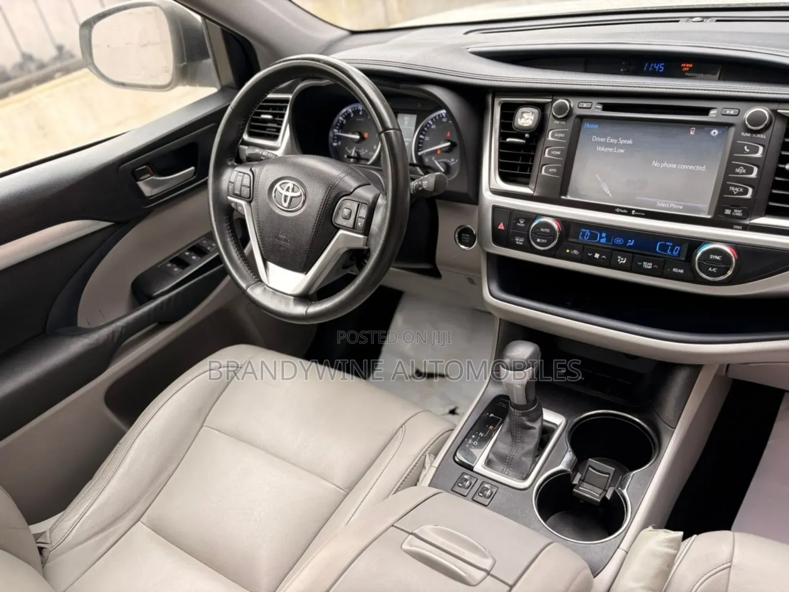 Toyota Highlander XLE 4dr SUV (3.5L 6cyl 6A) 2015 Off white