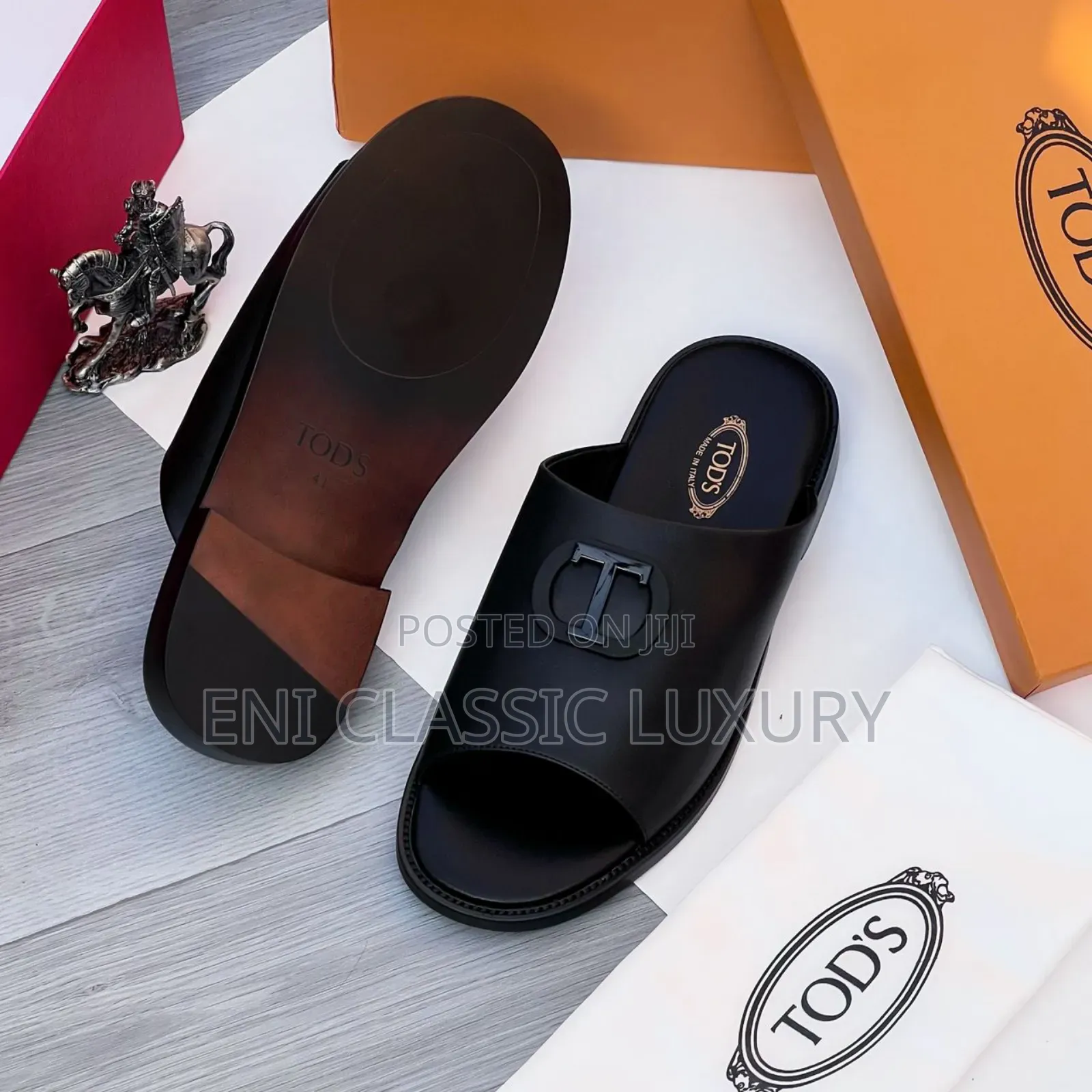 Dolce And Gabbana Luxury Men's Slippers Well Banded Package