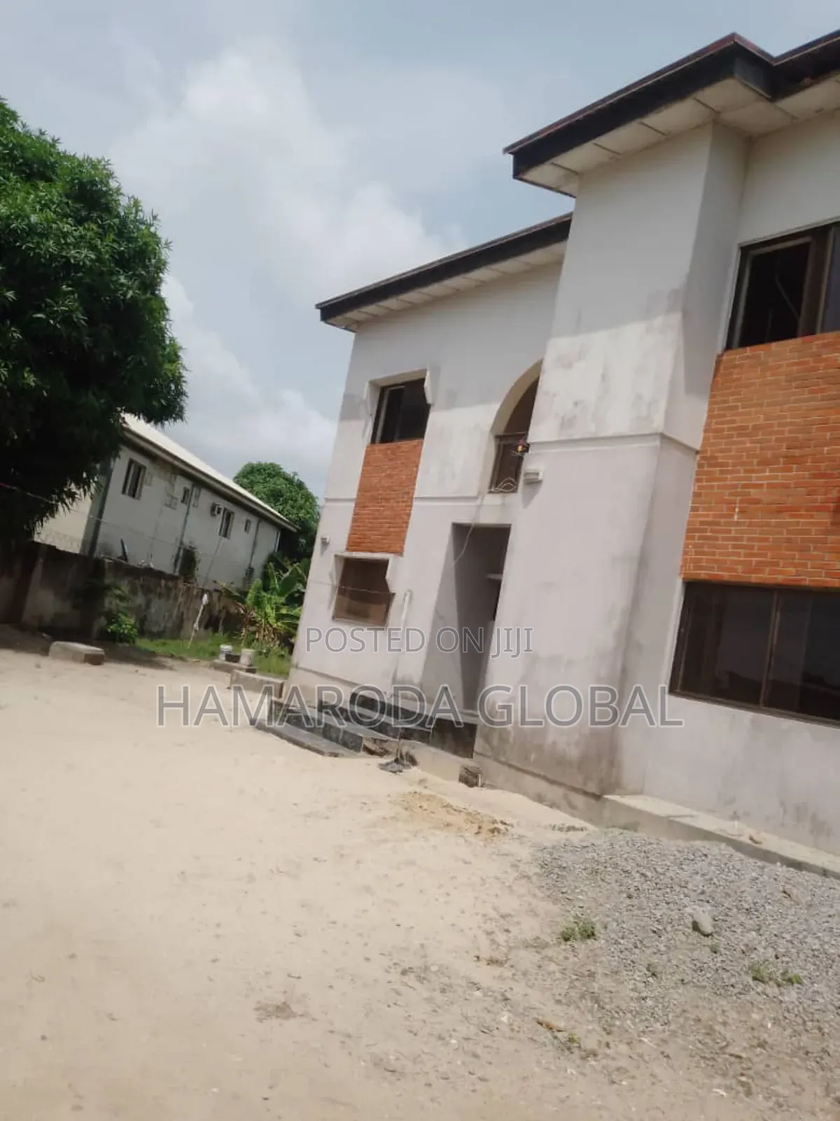 Furnished 6bdrm Duplex in Ado for sale