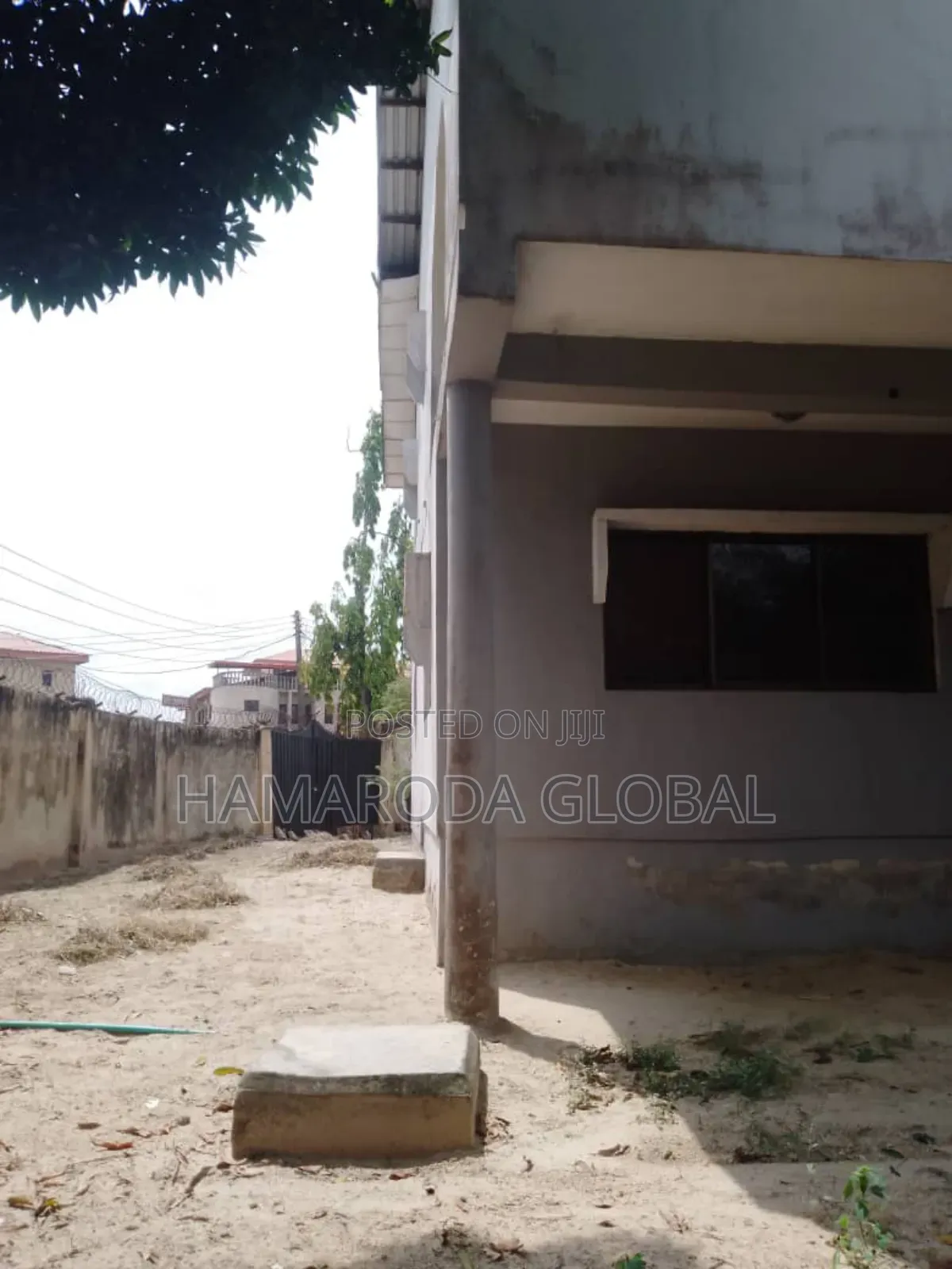 Furnished 6bdrm Duplex in Ado for sale