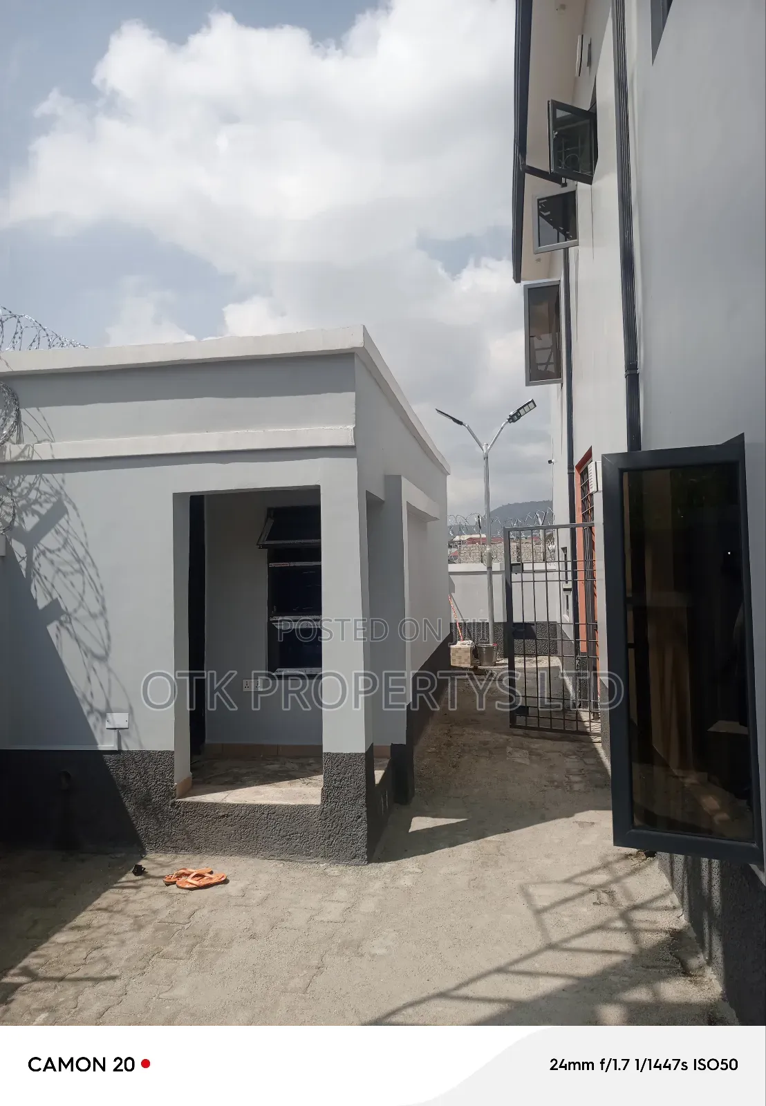 4bdrm Duplex in Dantata Estate, for sale