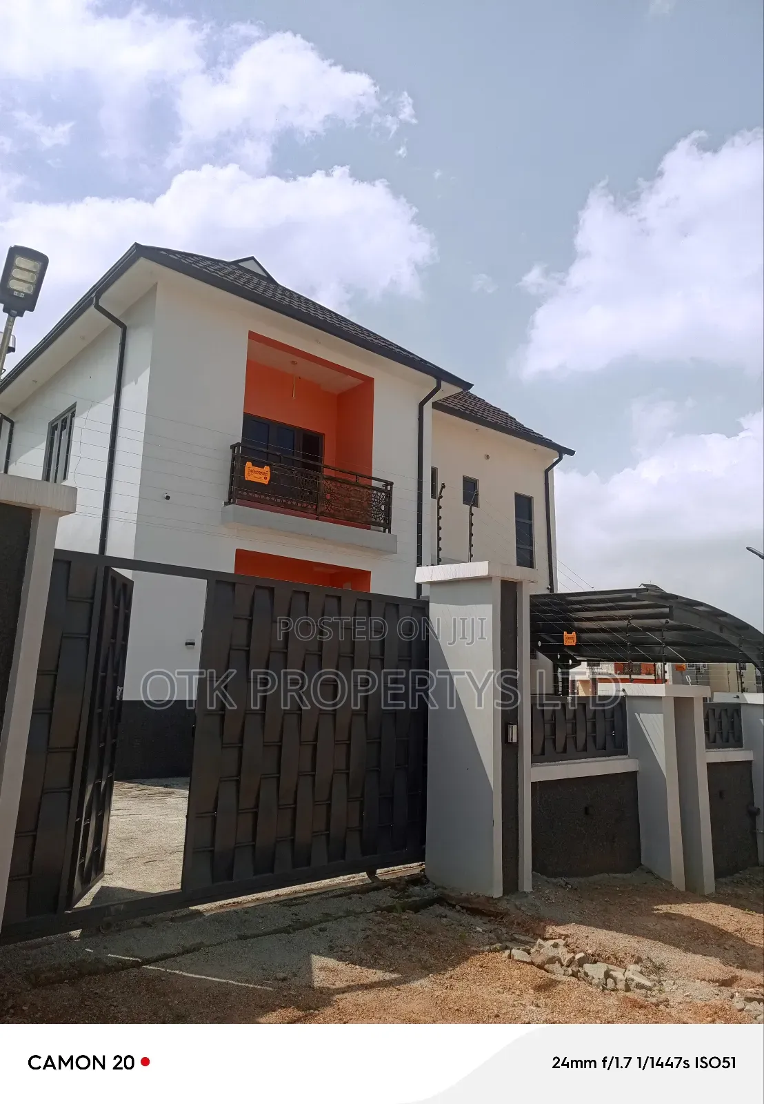 4bdrm Duplex in Dantata Estate, for sale