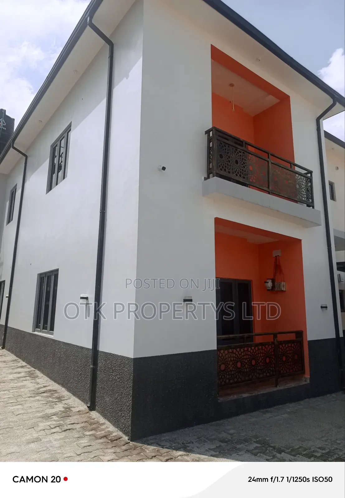 4bdrm Duplex in Dantata Estate, for sale