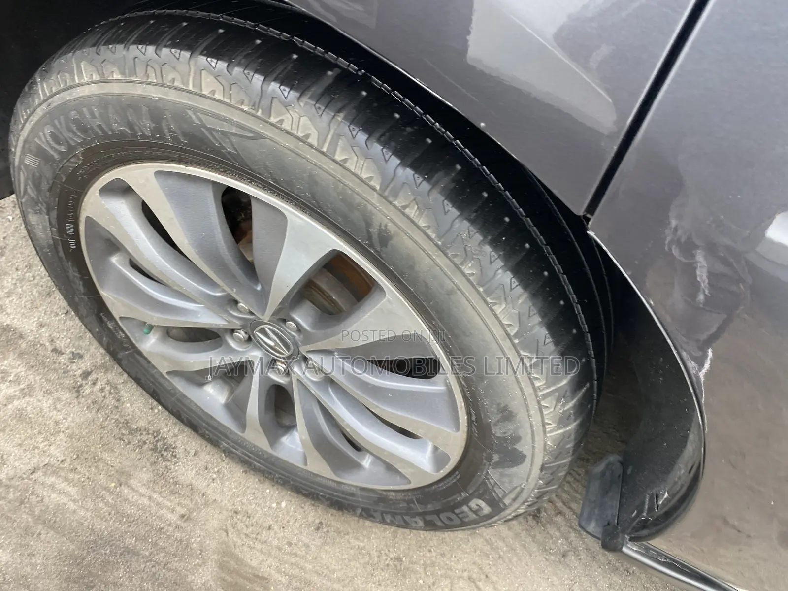 Acura MDX Advance and Entertainment Packages 4dr SUV (3.5L 6cyl 6A)