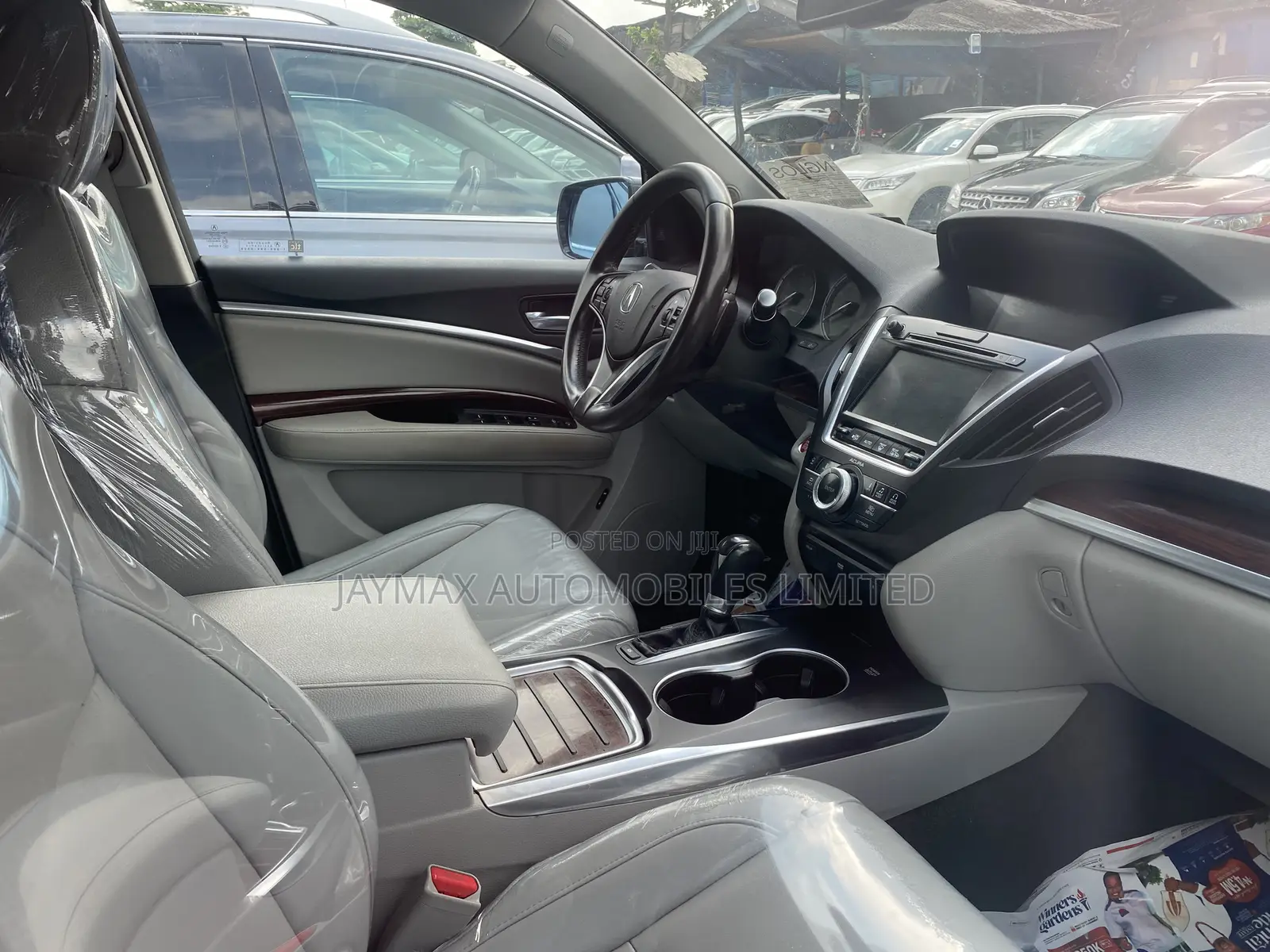Acura MDX Advance and Entertainment Packages 4dr SUV (3.5L 6cyl 6A)