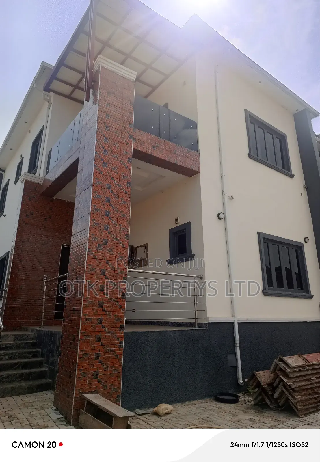 4bdrm Duplex in Dantata Estate, for sale