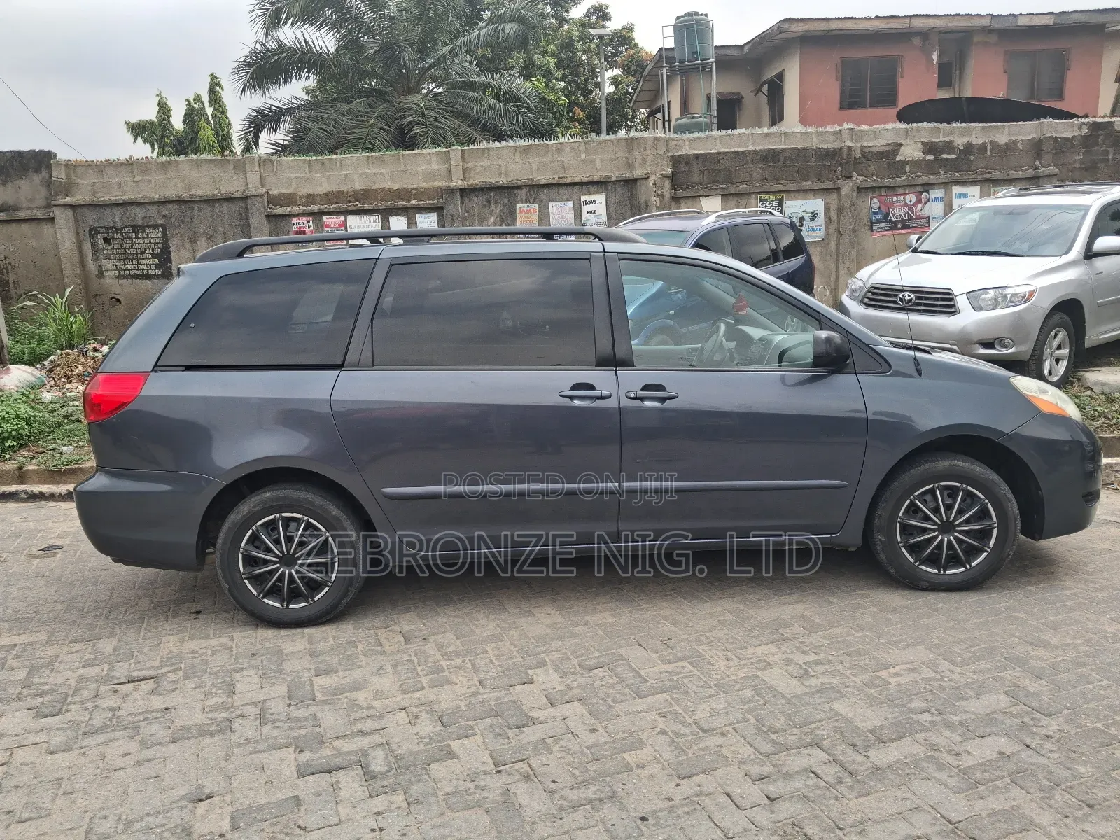 Toyota Sienna LE FWD 2006 Gray